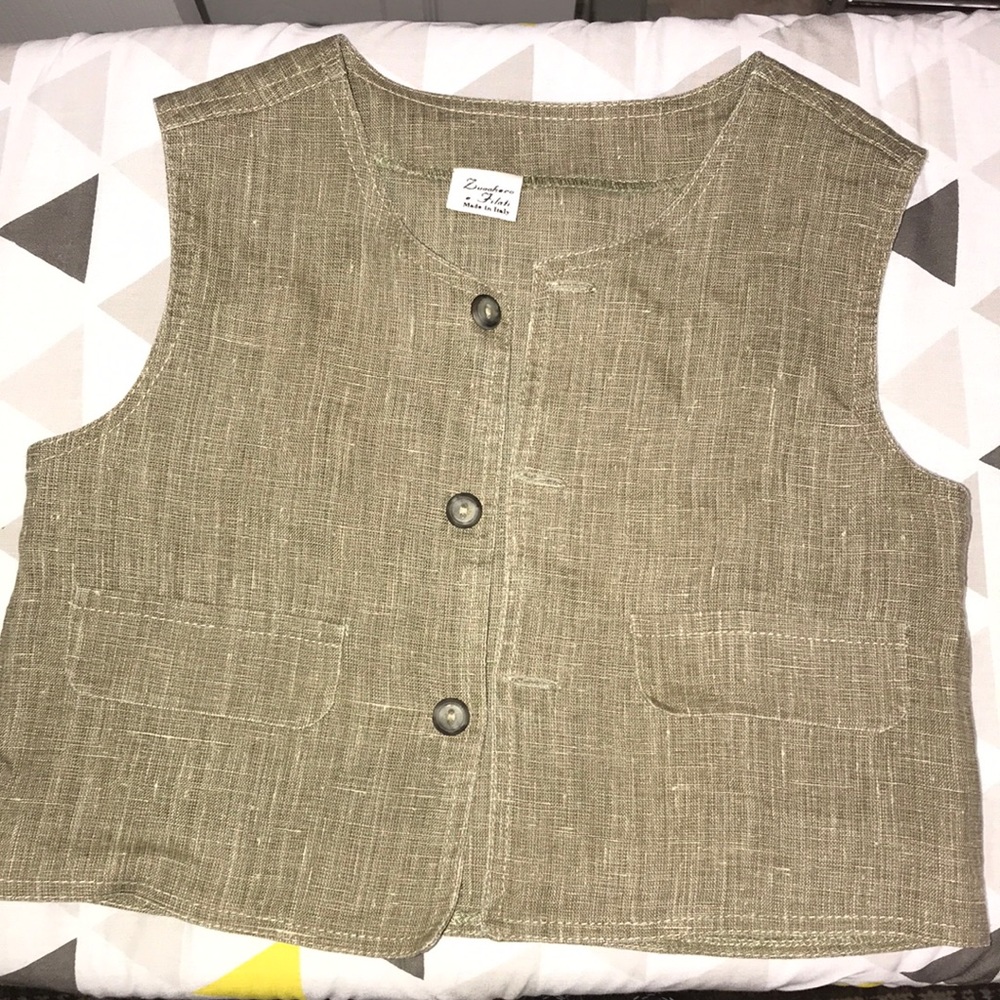 A beautiful vest